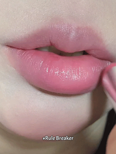 Mirror Kiss High-Shine Lipstick-Rule Breaker
