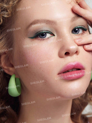 Color Crush vloeibare eyeliner-Outdoorsy-Ish