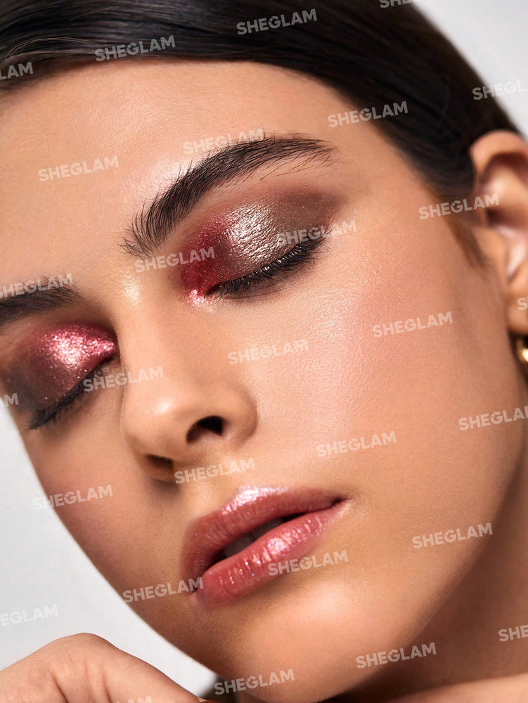 
                
                    Load image into Gallery viewer, Glitter Liquid Eyeshadow Trio - In The Name Of Love
                
            